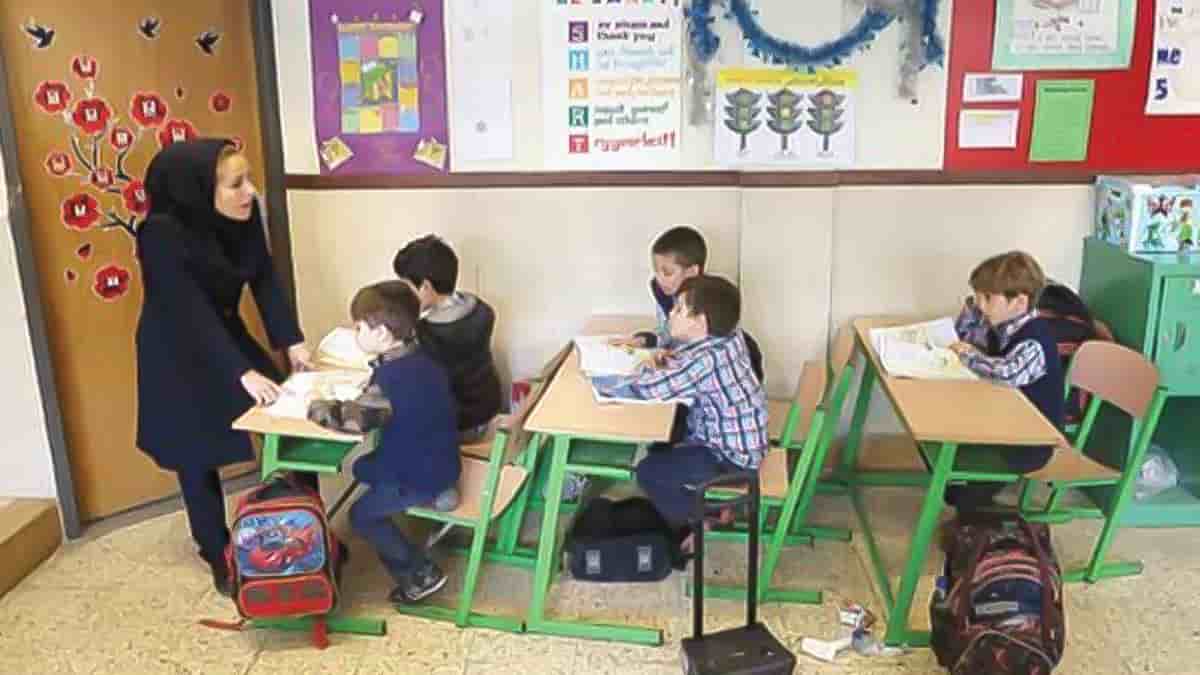 خبر مهم برای فرهنگیان؛ جزئیات ۴ پوشش بیمه ای معلمان خبر مهم برای فرهنگیان؛ جزئیات ۴ پوشش بیمه ای معلمان